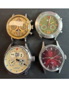 4 Red Star Uhren als Ersatzteilspender