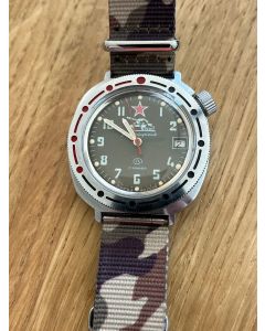 Vostok Maunal Winding Komandirskie CCCP with "ghost hand"