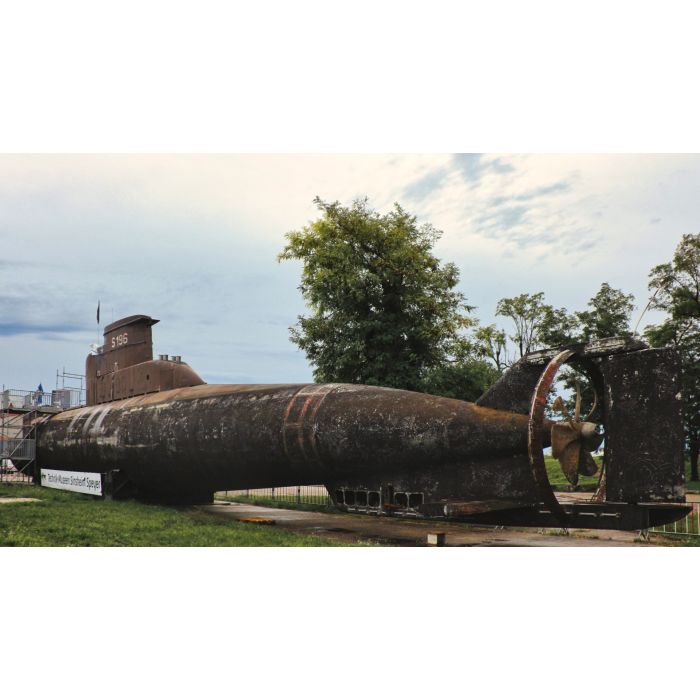 6448G-C Red Star Submarine Roter Stern U Boot 6448G-C Luch 1801.1